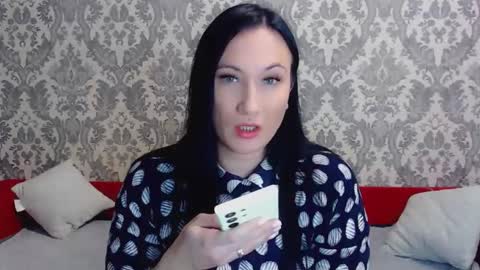 Snapshot of goldmoonn chatting on December 4, 12:03 pm goldmoonn online show from December 4, 12:03 pm