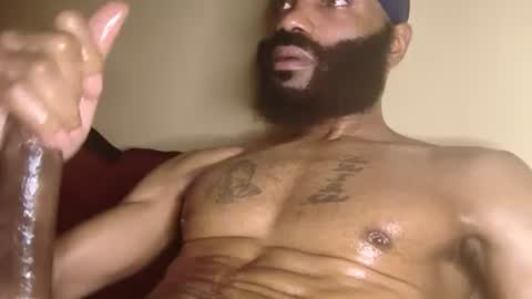 Snapshot of goldmouth_85 chatting on July 20, 6:32 pm Goldmouth 85 online show from July 20, 6:32 pm