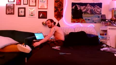 GOLDXSTAR online show from January 2, 11:06 pm