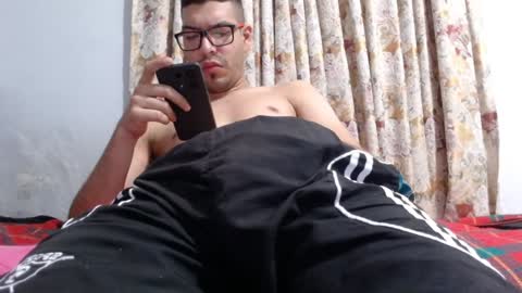 julin Andrs online show from February 6, 3:09 pm