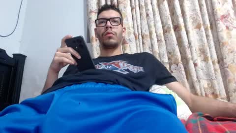 julin Andrs online show from February 12, 12:55 pm