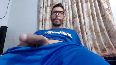 julin Andrs online show from February 19, 4:00 pm