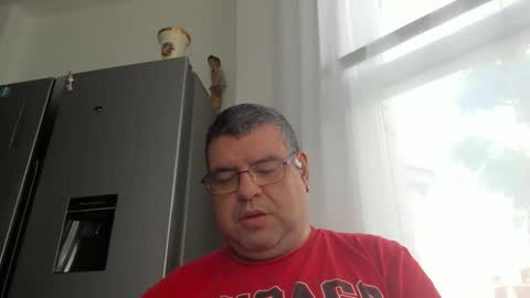 gomezgonz5 online show from October 21, 10:38 am