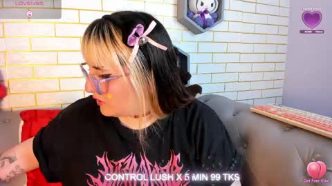 gomory_kitty online show from May 18, 5:52 pm