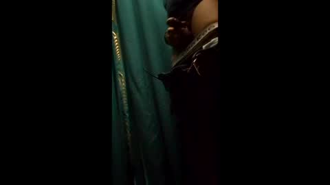 Snapshot of gonjazz chatting on April 3, 11:52 am gonjazz online show from April 3, 11:52 am