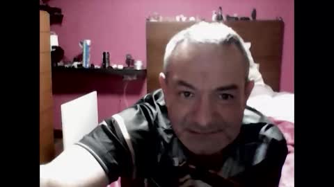 gonzalo online show from March 28, 3:17 am