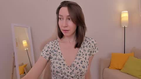 Good GlamorGirl online show from February 20, 6:26 am