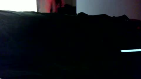 Snapshot of goodboysubskate chatting on June 3, 1:41 am goodboysubskate online show from June 3, 1:41 am