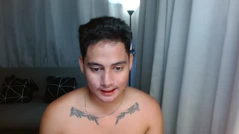 Snapshot of goodcaresweetboy chatting on December 11, 10:58 am FORD online show from December 11, 10:58 am