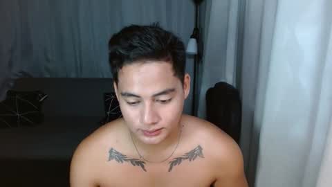 Snapshot of goodcaresweetboy chatting on December 16, 3:51 am FORD online show from December 16, 3:51 am