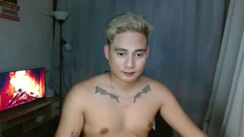 Snapshot of goodcaresweetboy chatting on January 5, 9:15 am FORD online show from January 5, 9:15 am