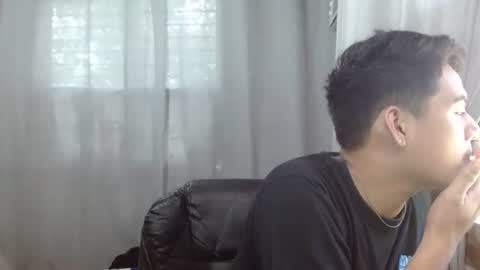 Snapshot of goodcaresweetboy chatting on September 9, 2:11 am FORD online show from September 9, 2:11 am