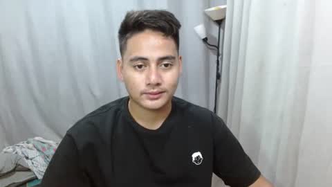 Snapshot of goodcaresweetboy chatting on September 28, 1:05 pm FORD online show from September 28, 1:05 pm