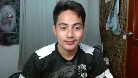 Snapshot of goodcaresweetboy chatting on October 21, 10:05 am FORD online show from October 21, 10:05 am