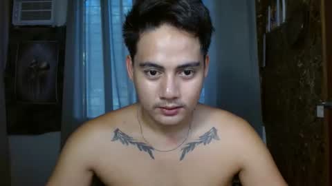 Snapshot of goodcaresweetboy chatting on December 5, 4:21 am FORD online show from December 5, 4:21 am