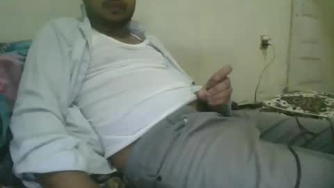 Arab Pronstar online show from November 15, 9:00 pm