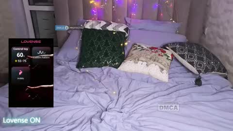 goodgirl0024 online show from February 12, 8:26 pm