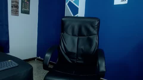 Goodgirlxxxl online show from March 14, 10:26 pm