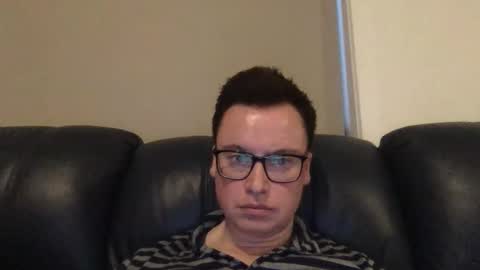 Snapshot of goodlookingguy379276 chatting on November 2, 8:17 am goodlookingguy379276 online show from November 2, 8:17 am