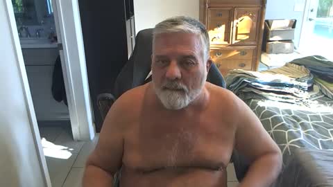 Snapshot of goodream2 chatting on December 7, 10:17 pm Michael online show from December 7, 10:17 pm