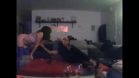 Snapshot of goodtimebfrench chatting on December 6, 11:25 pm goodtimebfrench online show from December 6, 11:25 pm