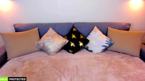 Petra online show from December 10, 7:22 pm