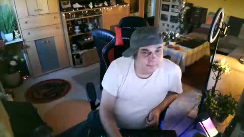 Snapshot of google5001 chatting on September 14, 5:01 pm google5001 online show from September 14, 5:01 pm