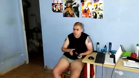 Snapshot of gorak32 chatting on April 6, 11:33 am GoraK online show from April 6, 11:33 am