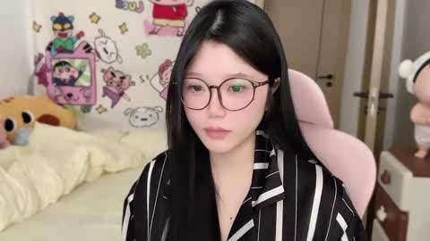 gorgeous girl33 online show from November 15, 2:20 am