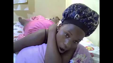 Snapshot of gorgeous_maya1 chatting on March 14, 9:26 am gorgeous_maya1 online show from March 14, 9:26 am