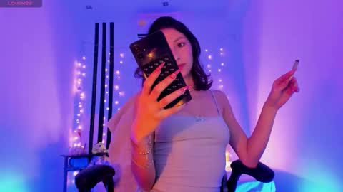 Snapshot of gorgeous_t chatting on February 20, 7:47 pm i am Jessi I love animals and drawing I hope to get along with everyone. XOXO online show from February 20, 7:47 pm