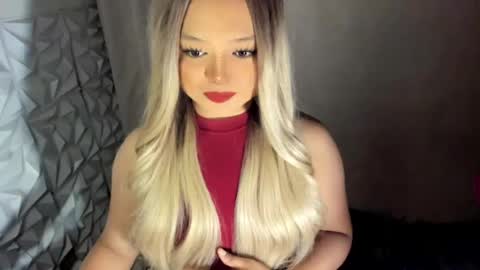 Snapshot of gorgeousamandarose chatting on July 4, 7:36 am Amanda rose online show from July 4, 7:36 am