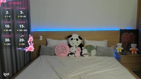 gorgeousline online show from September 28, 1:11 am