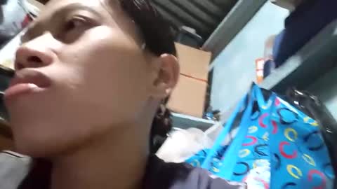 Snapshot of gorgeouspinay_babe chatting on February 26, 12:15 pm GorgeousPinay babe online show from February 26, 12:15 pm