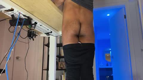 Snapshot of goshlover chatting on December 10, 5:39 am GoshLover online show from December 10, 5:39 am