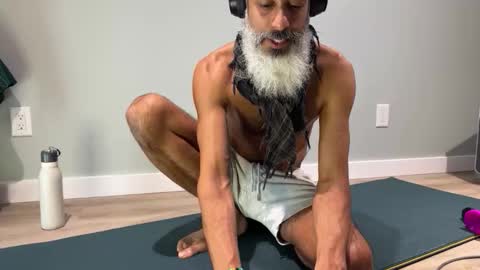 Snapshot of goshlover chatting on November 17, 5:46 am GoshLover online show from November 17, 5:46 am