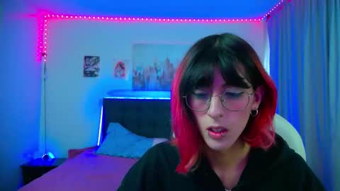 goth_minerva online show from February 13, 1:40 pm