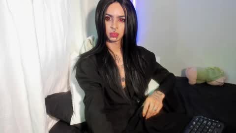 Snapshot of goth_ru chatting on December 29, 10:36 pm Russ online show from December 29, 10:36 pm