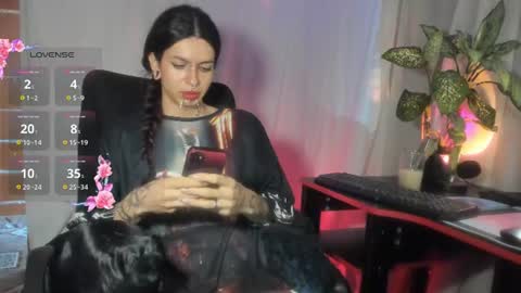 Snapshot of goth_ru chatting on June 25, 2:10 pm Russ online show from June 25, 2:10 pm