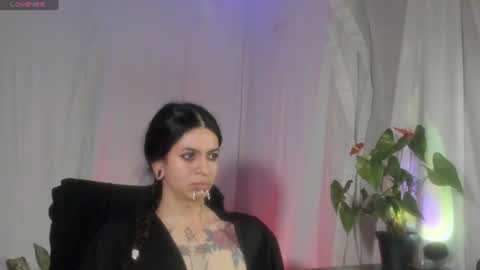 Snapshot of goth_ru chatting on July 20, 12:29 pm Russ online show from July 20, 12:29 pm