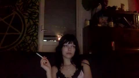 gothicangel333 online show from April 12, 1:54 am