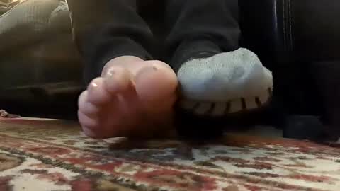 Snapshot of gothicfeetfantasies chatting on January 21, 9:46 pm Mistress Mommy Godess online show from January 21, 9:46 pm