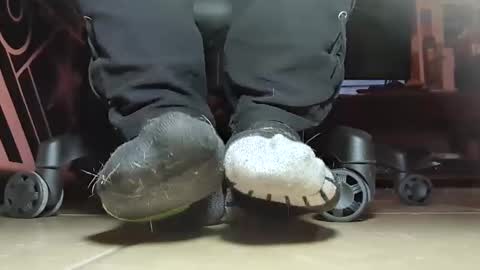 Snapshot of gothicfeetfantasies chatting on January 22, 10:26 pm Mistress Mommy Godess online show from January 22, 10:26 pm