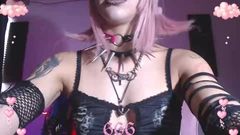        online show from September 30, 10:37 pm