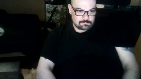gouchmf online show from June 1, 5:14 pm