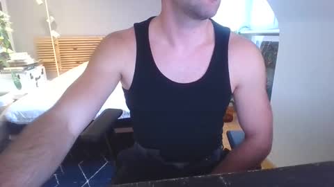 goura2000 online show from February 10, 1:59 pm