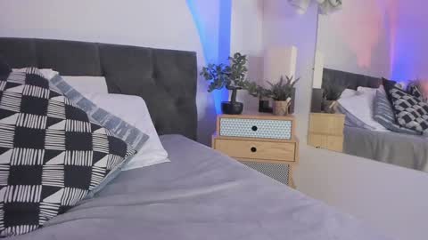 Grace online show from February 1, 10:44 pm