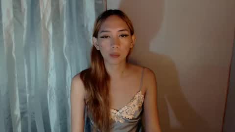 Snapshot of grace_for_youuu chatting on October 9, 5:22 pm HoneyGrace online show from October 9, 5:22 pm