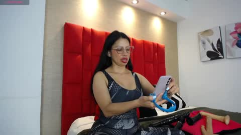 Snapshot of grace_velvet chatting on April 6, 12:50 pm Grace online show from April 6, 12:50 pm
