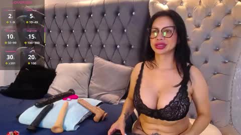 Snapshot of grace_velvet chatting on April 11, 12:20 pm Grace online show from April 11, 12:20 pm